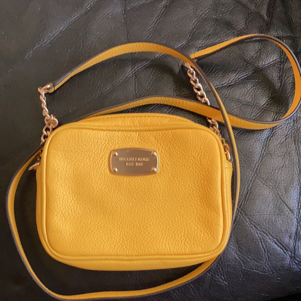 Yellow Leather Crossbody Michael Kors NWOT - Picture 3 of 7
